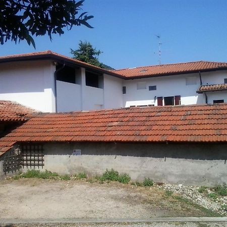 Apartamento La Casa Bianca Roe Exterior foto